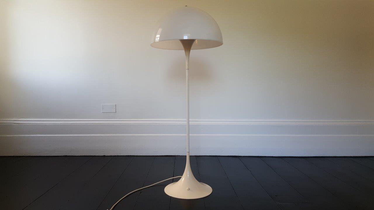 1971 Verner Panton for Louis Poulsen, Original, Early White Panthella Floor  Lamp For Sale at 1stDibs